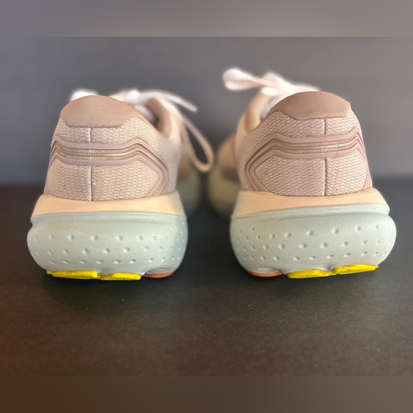 Brooks Glycerin 21 Women's Athletic Shoes - White and Tan size 9.5 - Picture 3 of 7